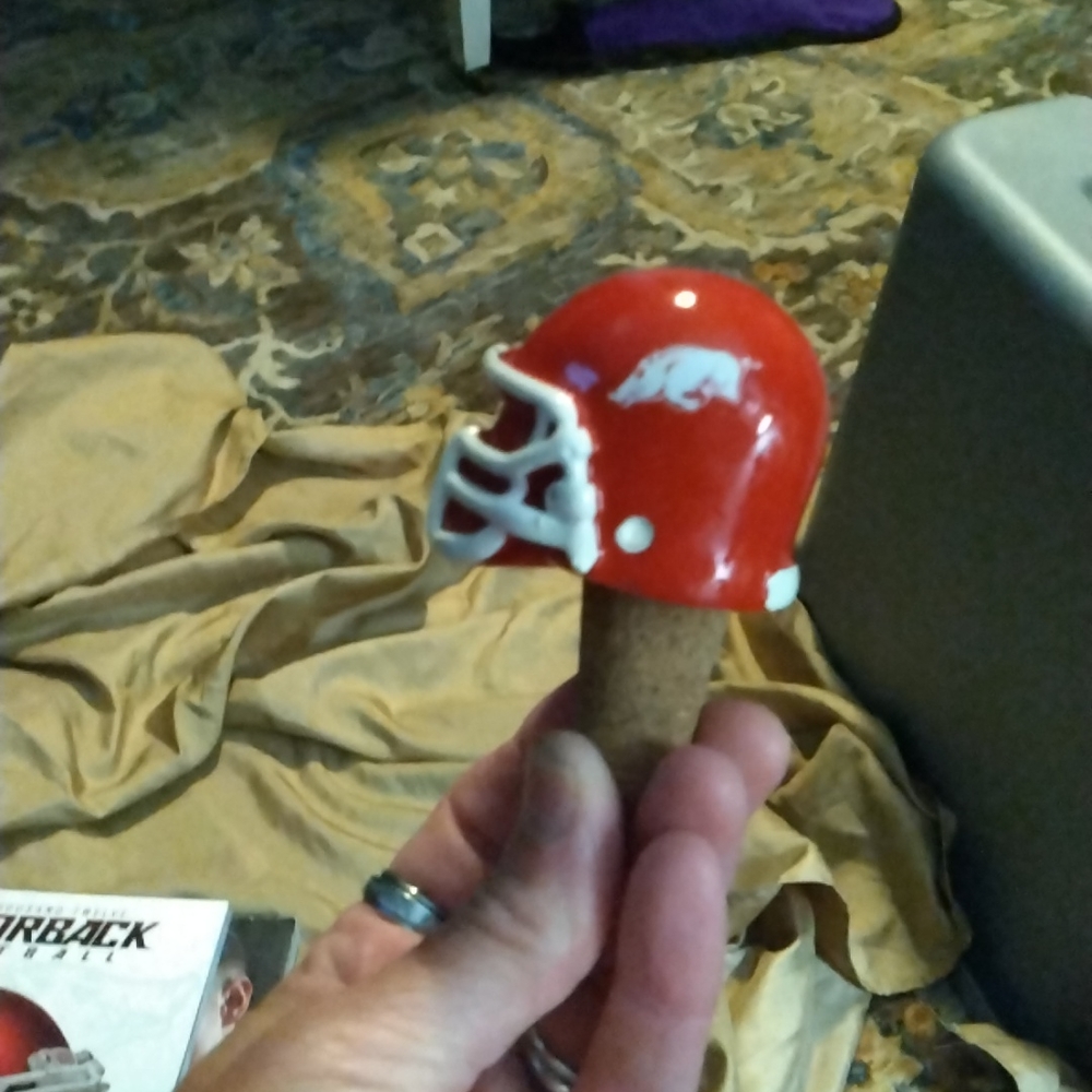 Razorback wine bottle cork